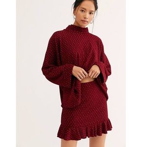 FREE PEOPLE RIBBED RUFFLE HEM MINI SKIRT SIZE XSMALL